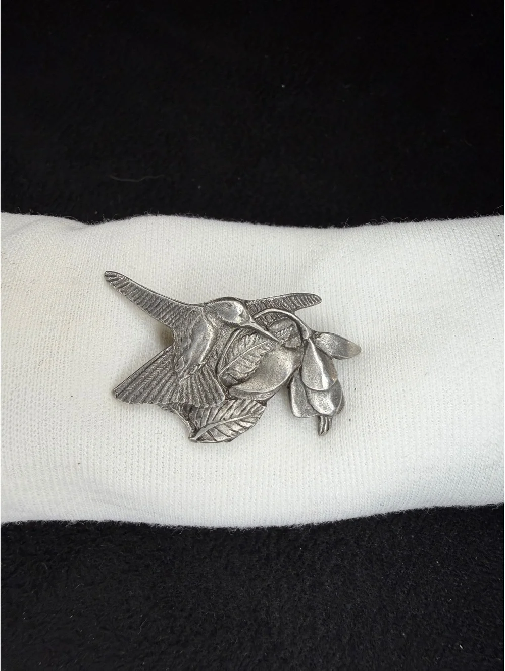 VTG Birds & Blooms 1995 Premiere Edition Pewter Hummingbird Flower Brooch Pin